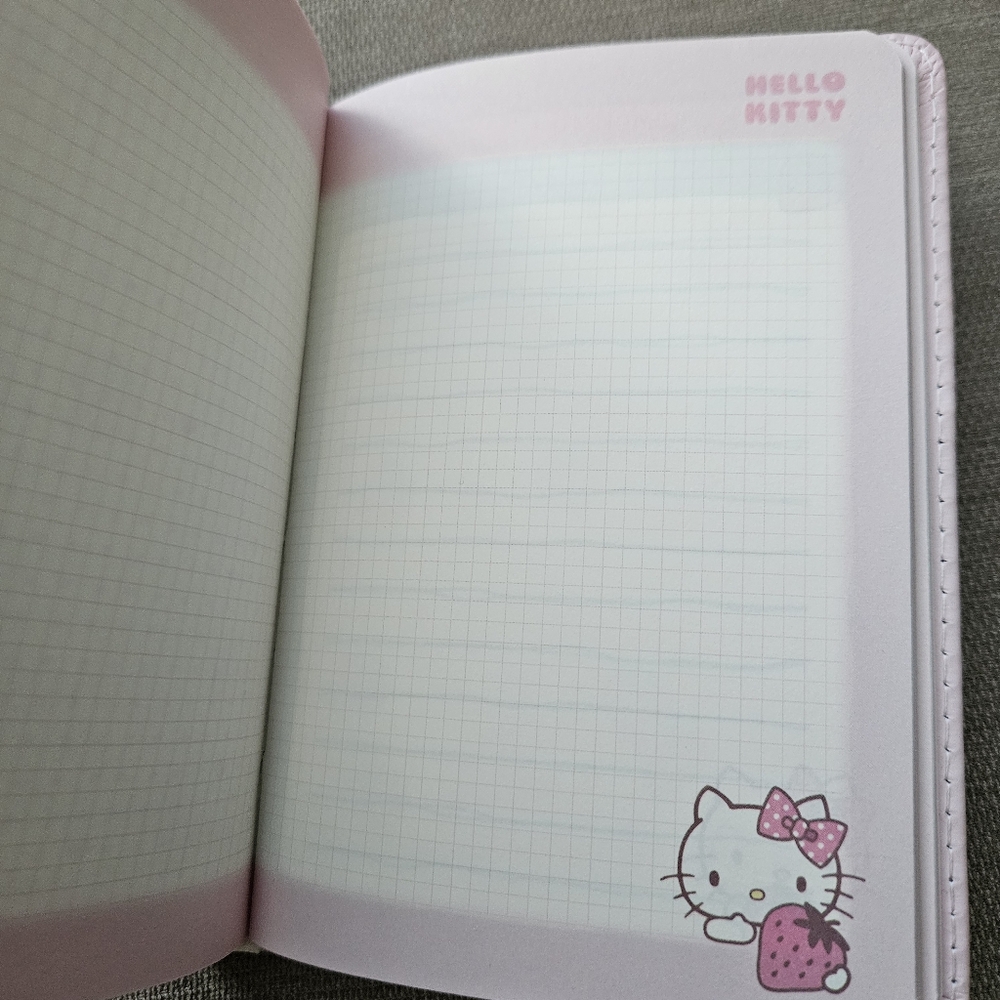 Hello Kitty Pink Notebook - Picture 6 of 10